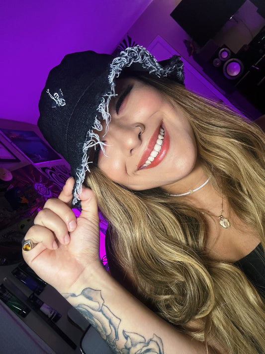 Skelly in despair bucket hat